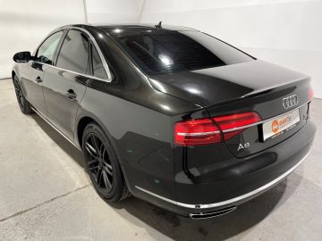 Audi A8 - 2