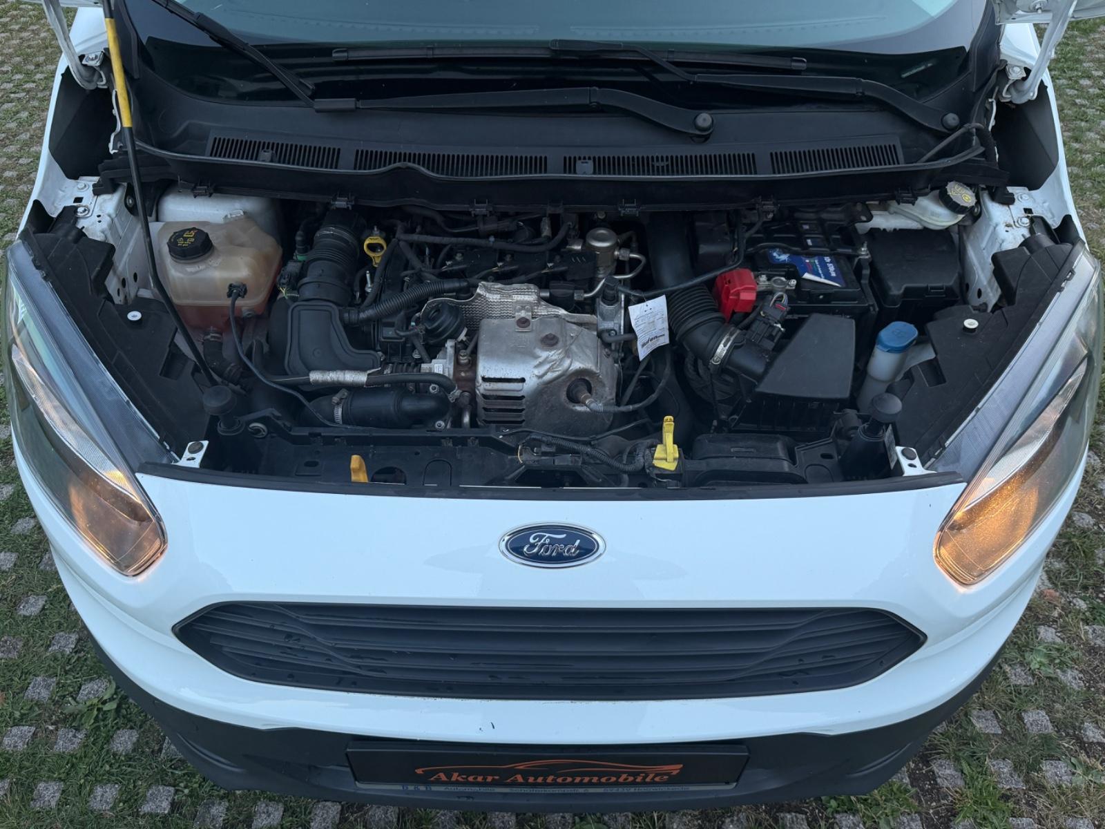 Ford Transit Courier Benziner *Euro6 *USB *El.Fenster