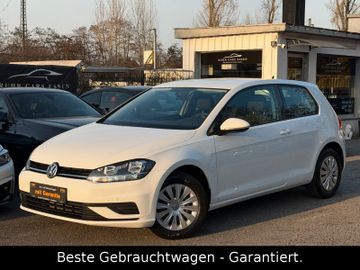 Volkswagen Golf - 1