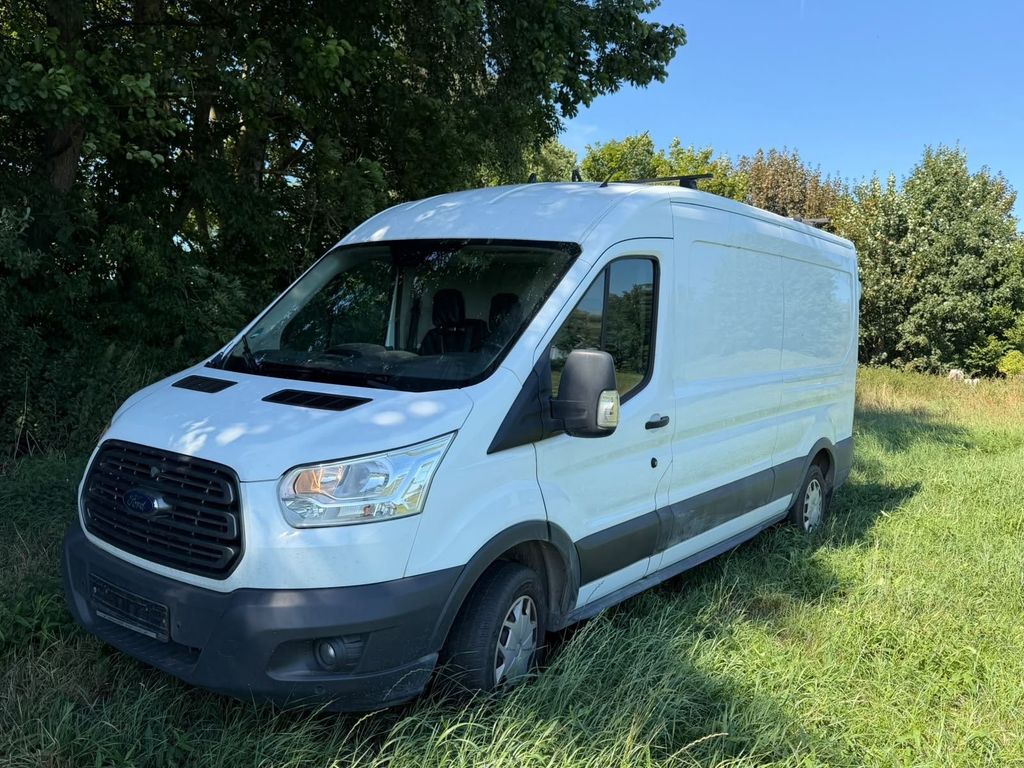 Image of Ford Transit