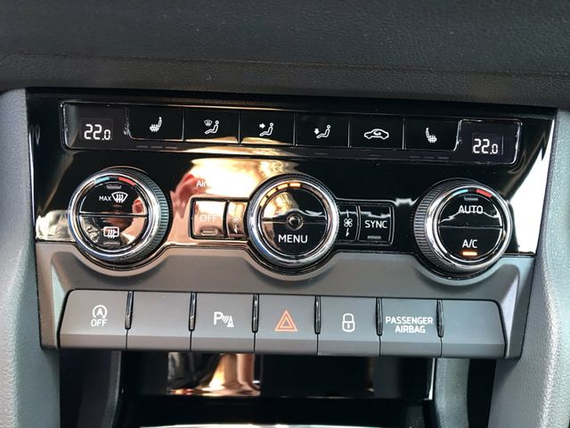 Karoq Sportline 2.0 TSI 4x4 DSG*VIRTUAL*SIDE*