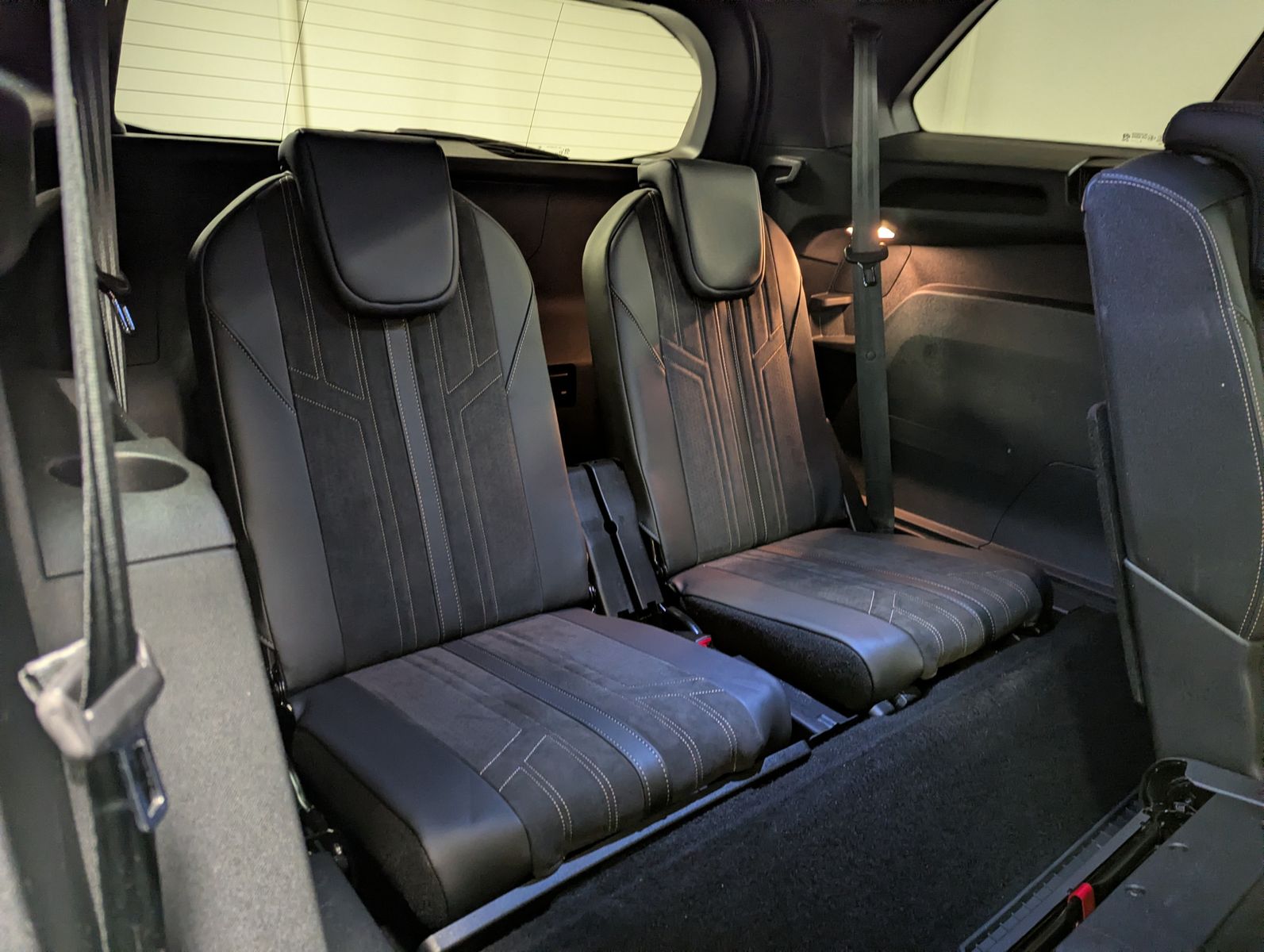 PEUGEOT 5008 GT Allure Pack Kamera LED Pano 7-Sitze AHK - Image 16