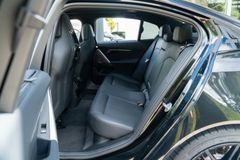 BMW M5 Limousine/ DRIVING PROF. / COMFORT PAKET/ B&W BMW M5 Limousine/ DRIVING PROF. / COMFORT PAKET/ B&W