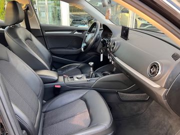 Audi A3 - 8