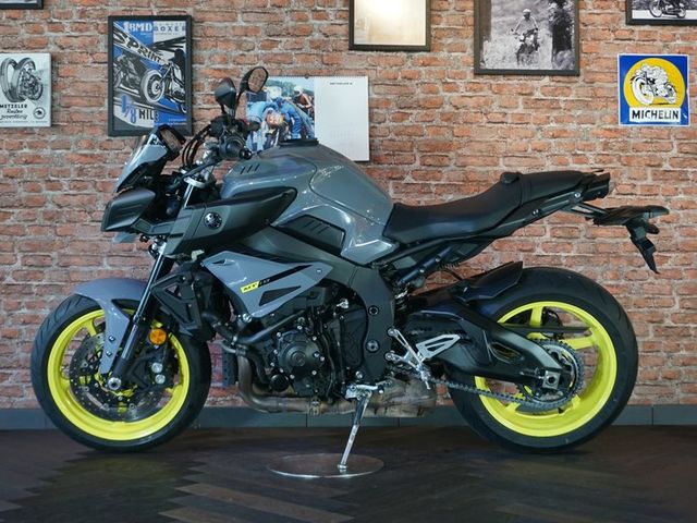 Yamaha MT-10 