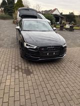 Audi S3 2.0 TFSI S tronic quattro Sportback - - Audi S3 in Düsseldorf