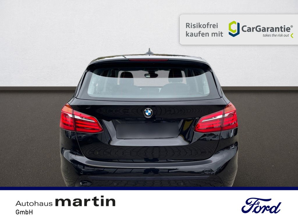 Fahrzeugabbildung BMW 218 i Sport Line PDC SHZ KAMERA NAVI FACEL. LED