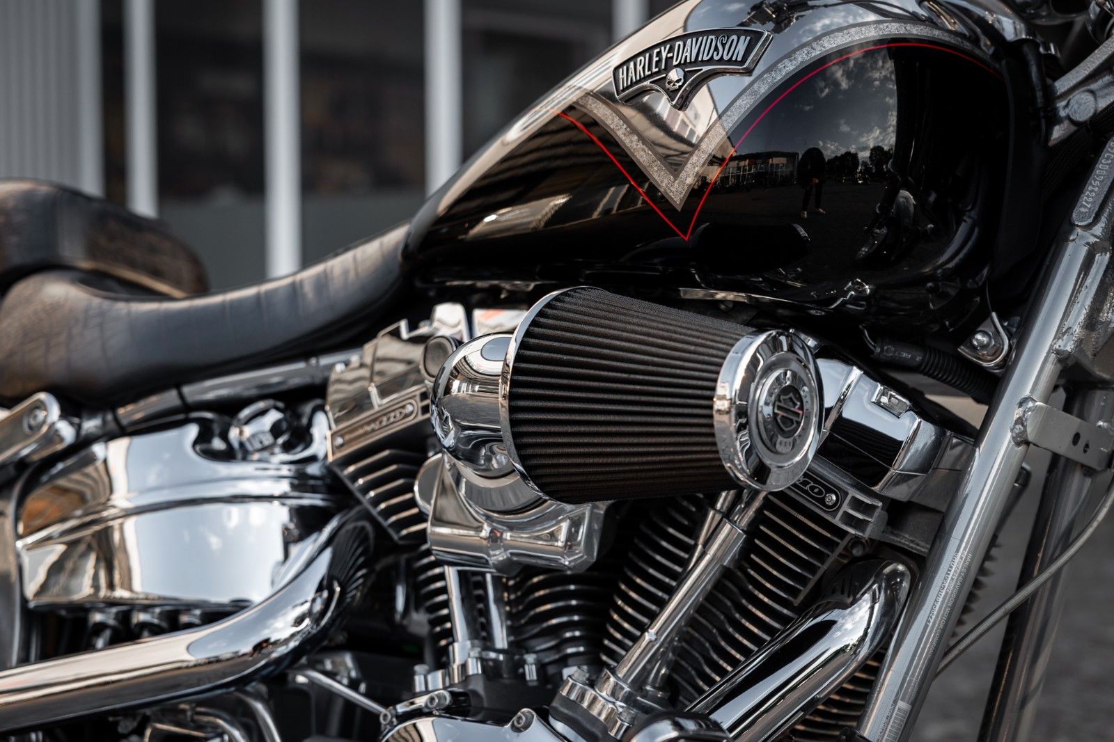 Fahrzeugabbildung Harley-Davidson CVO BREAKOUT FXSBSE -Jekill&Hyde