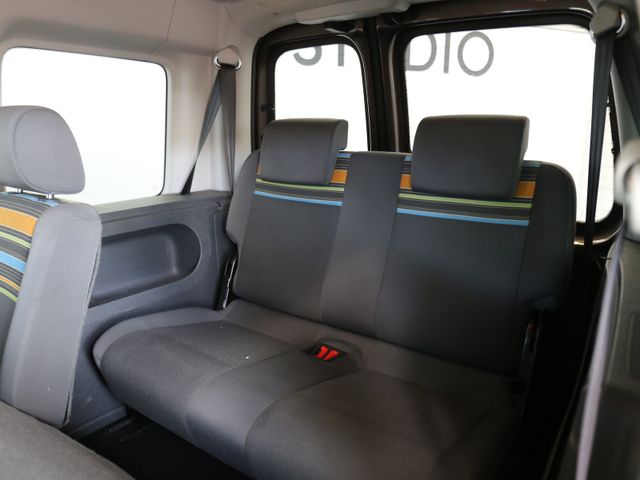 Volkswagen Caddy 1.6TDI DSG KLIMA STANDHZG 7SITZ FLÜGELTÜR