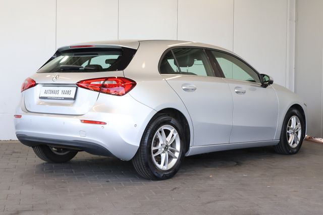 Mercedes-Benz A 200 MBUX+WIDE+SIDE+LANE+KAM+ALU