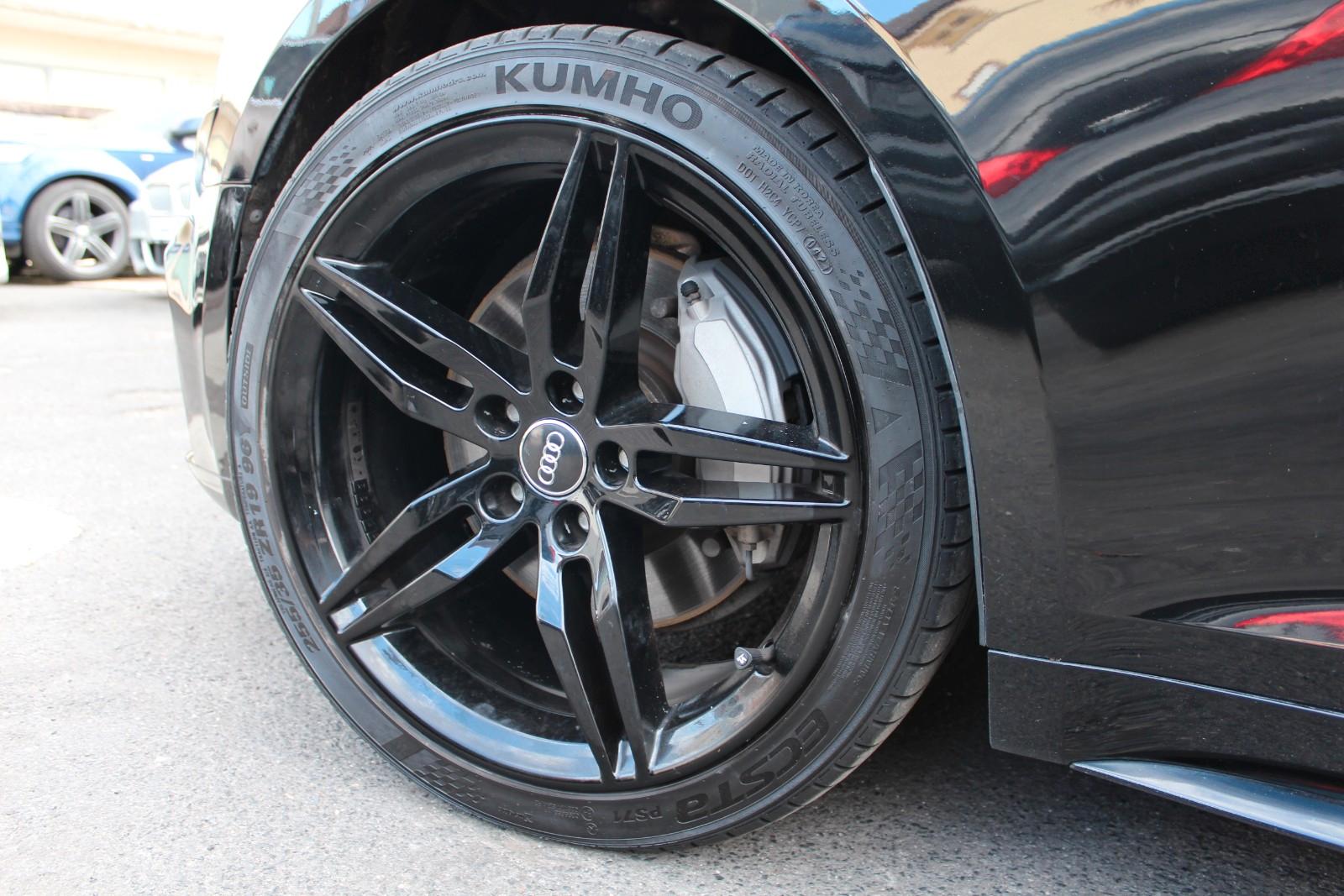 Audi A5 2.0 TFSI Coupe quattro LED*Panorama*R-Kamera