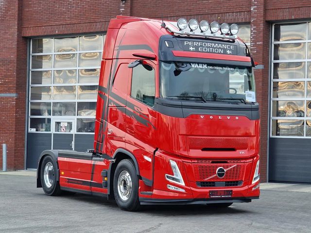 Volvo FH 13.500 Aero Globetrotter XL 4x2 - New - Retar