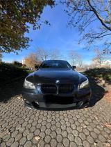 BMW E61 530d LCI - BMW 530 aus 2007: 530d