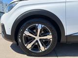 Peugeot 5008 7-SITZER/CARPLAY/AHK//TEMPOMAT/SHZ/360° CAM - Peugeot Gebrauchtwagen