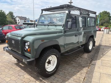 Fahrzeugabbildung Land Rover Defender 110 E Station Wagon