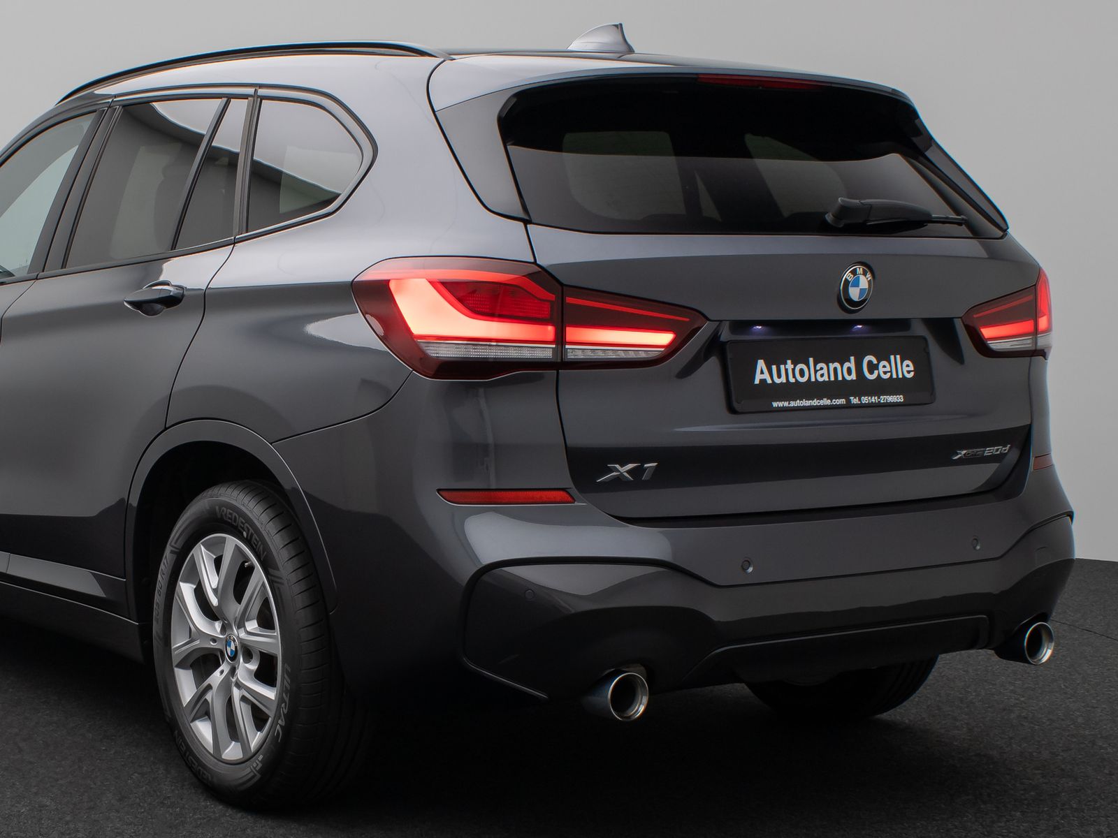 Fahrzeugabbildung BMW X1 xD20d M Sport ACC HUD DAB Panorama HiFi Leder