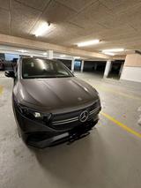 Mercedes-Benz AMG Line/Pano/MBUX/Navi/LED/Kam360/SHZ - Mercedes-Benz EQA in Düsseldorf