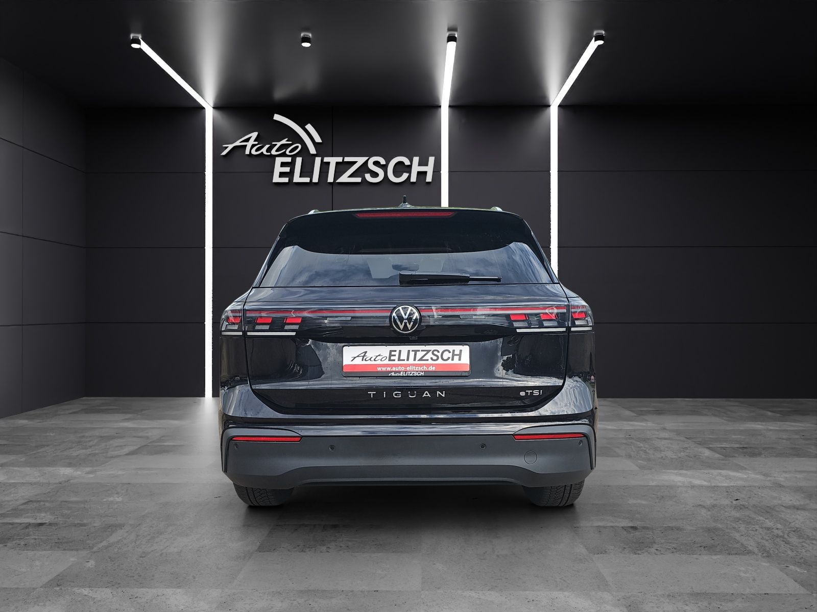 Fahrzeugabbildung Volkswagen Tiguan Life eTSI DSG LED+ ACC AHK SH AID LRHzg R