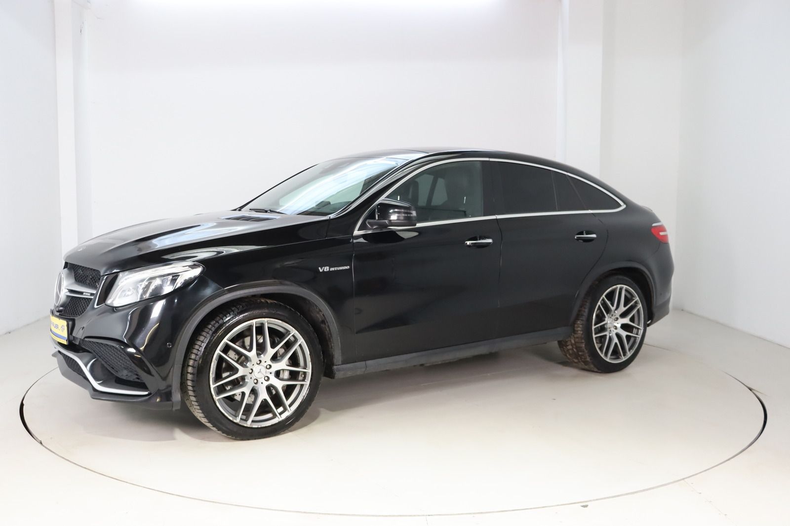 Fahrzeugabbildung Mercedes-Benz GLE 63 AMG * Fond * Offroad * DIS+ * LED HU 03.2