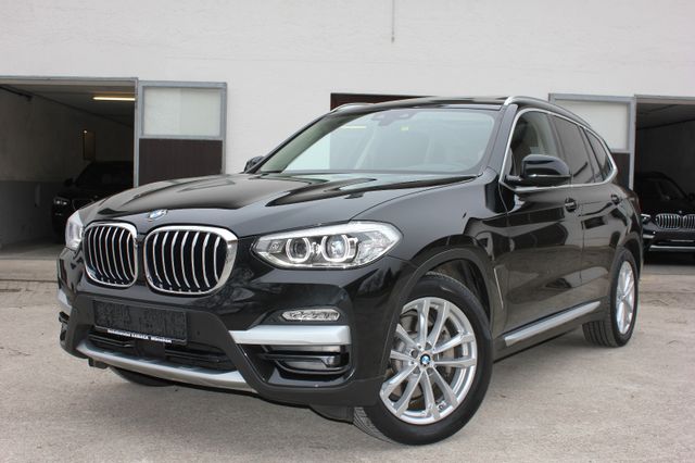 BMW X3 xDrive30i xLine Pano Kamera HeadUp AHK VOLL