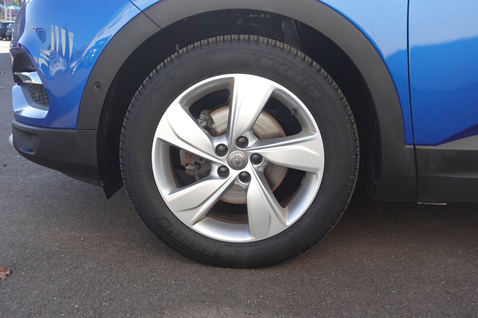 Fahrzeugabbildung Opel Grandland X 1.2Turbo AHK,Sitzh.,Navi,PDC,Kamera