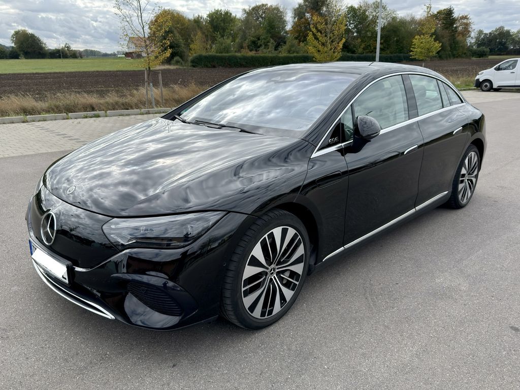 Image of Mercedes-Benz EQE