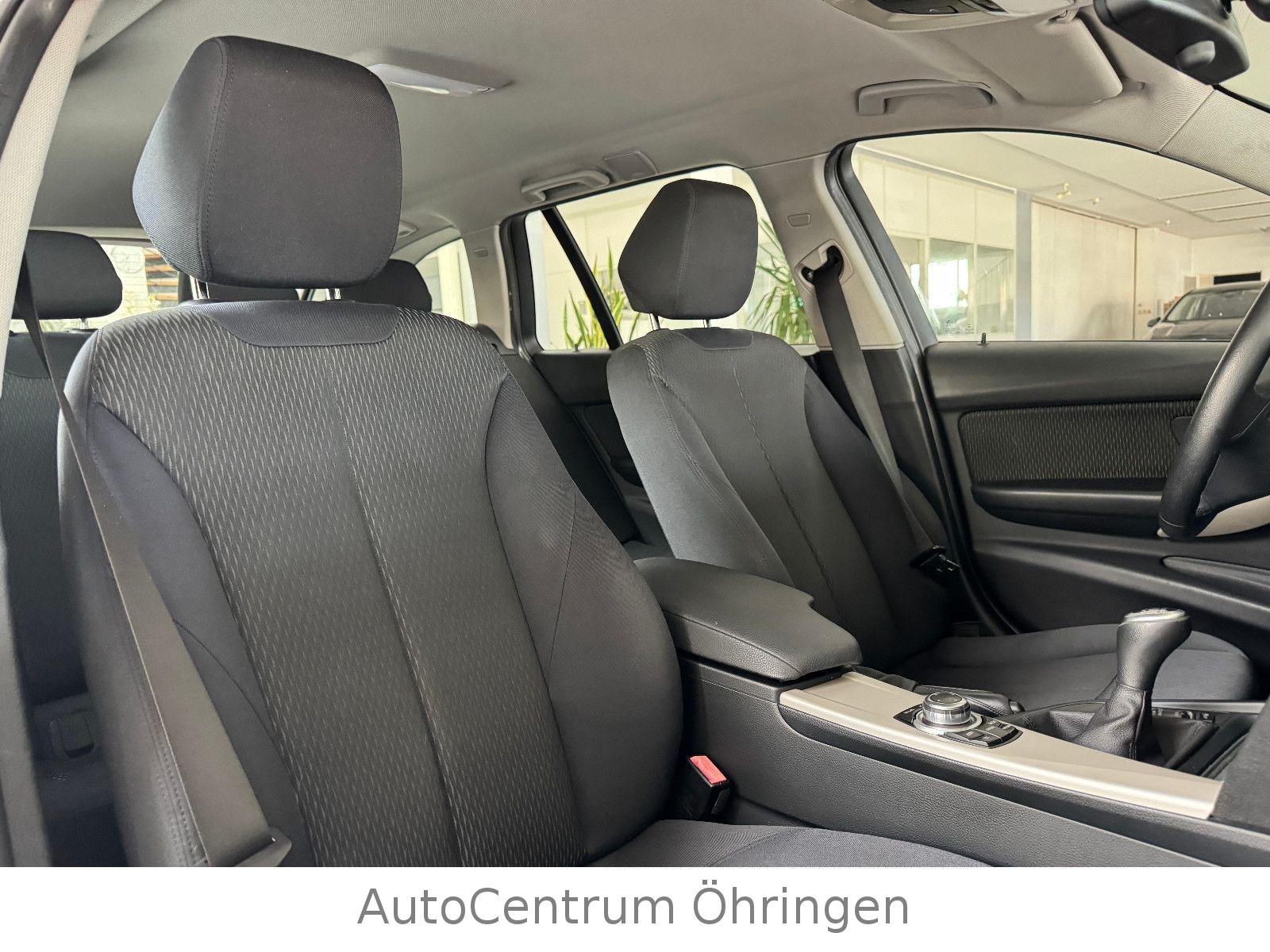 BMW 318 2015 — photo 11