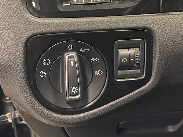 Fahrzeugabbildung Volkswagen Golf 1.4 TSI Allstar BMT AHK+SITZHEIZ+ALLWETTER+