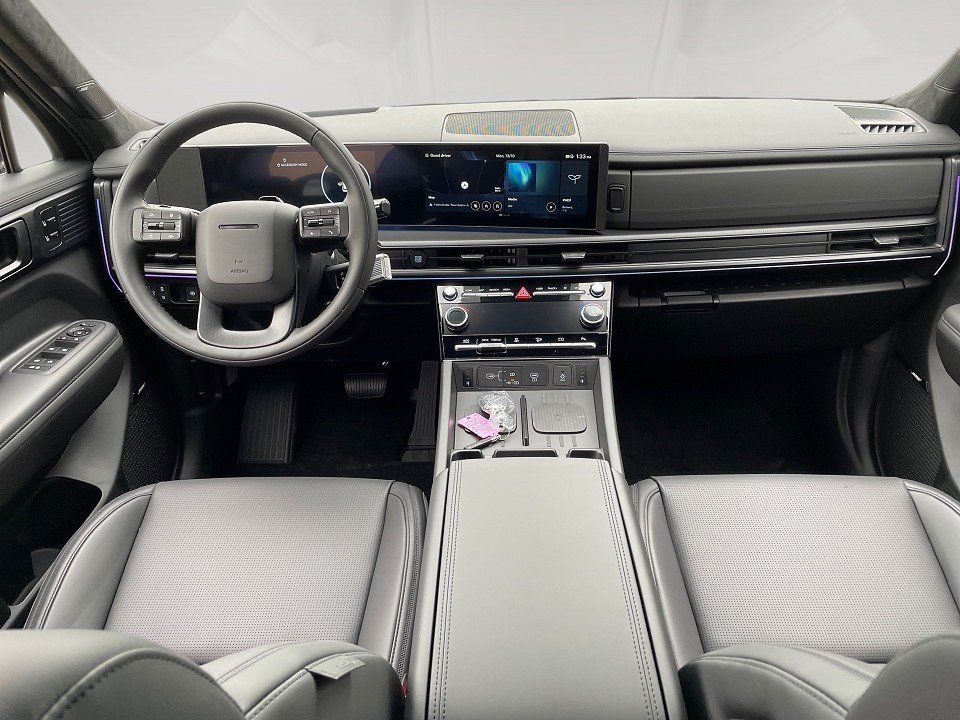 Fahrzeugabbildung Hyundai SANTA FE Plug-in 5-Sitzer AWD Blackline, Digital