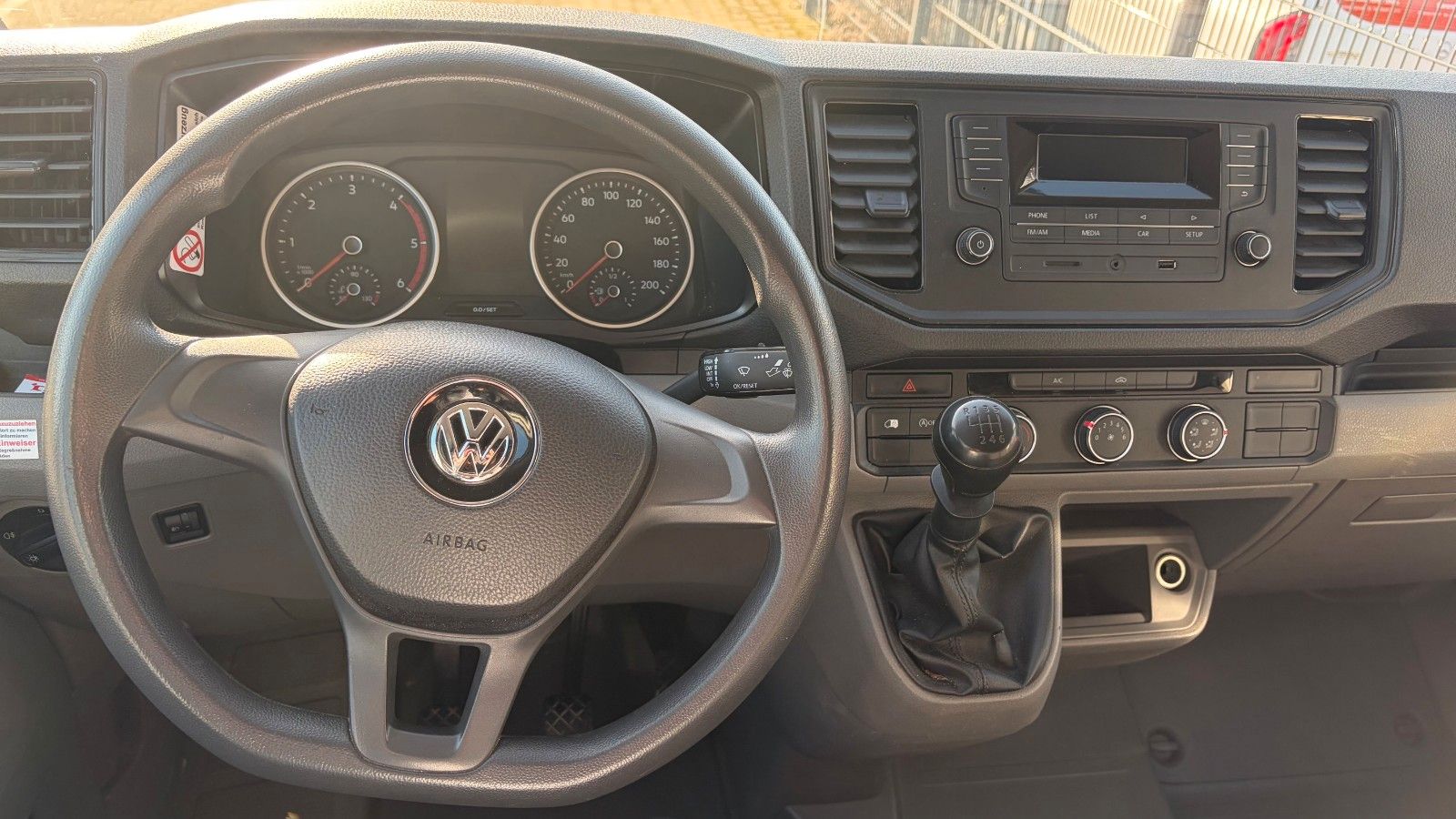 Fahrzeugabbildung Volkswagen Crafter Kasten 35 L3 H2 Hochdach