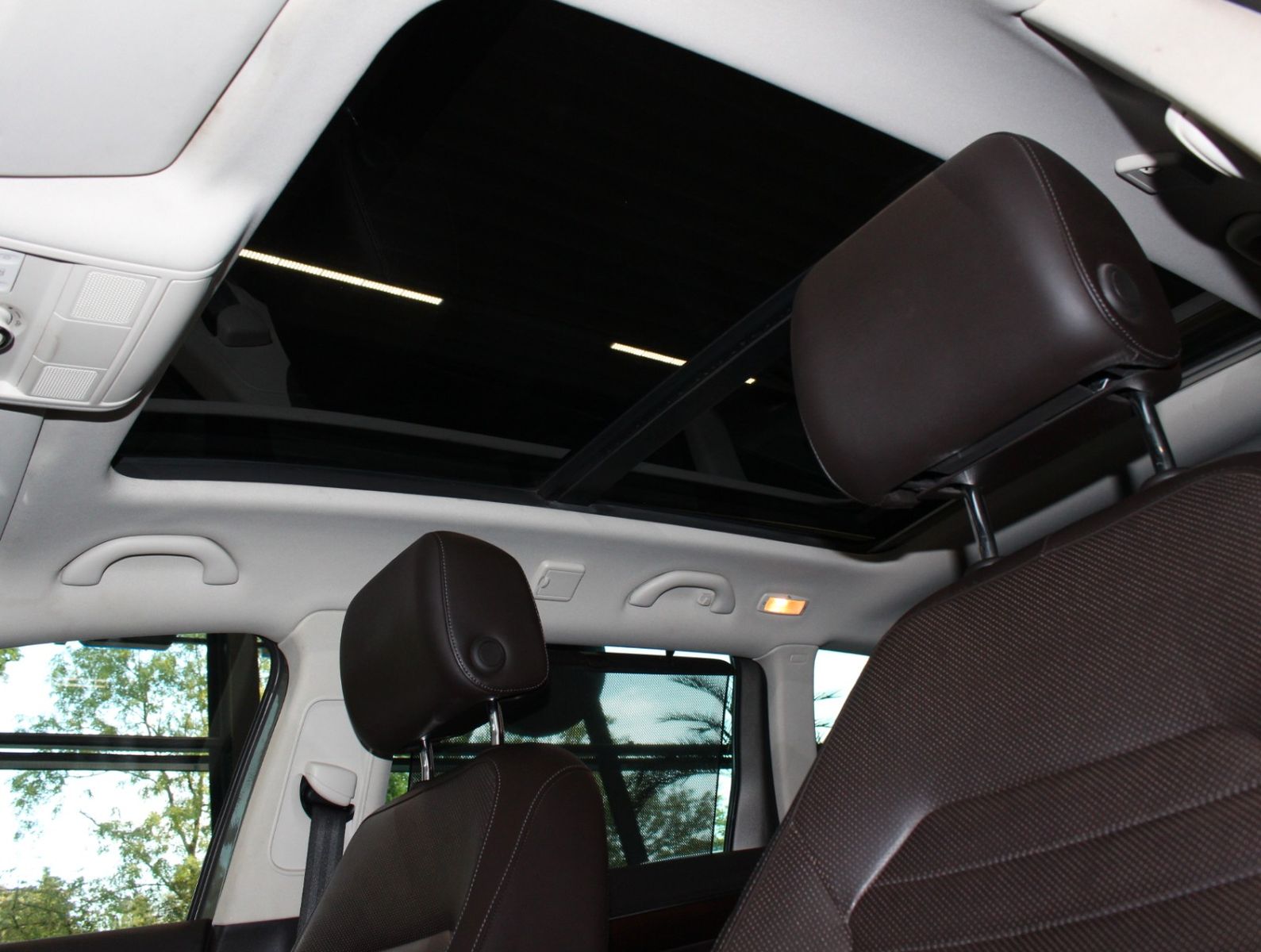 Fahrzeugabbildung Volkswagen Passat Highline BlueMotion Sitzklma+Pano+Massage