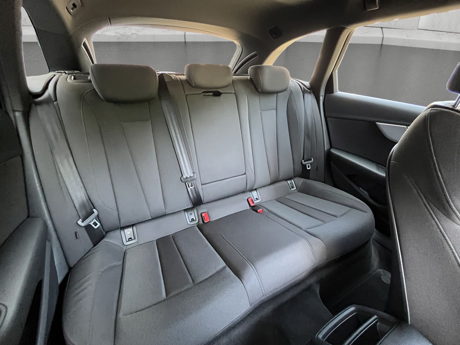 Fahrzeugabbildung Audi A4 DSG sport*S-Line*AHK*Navi*Kamera*u.v.m*