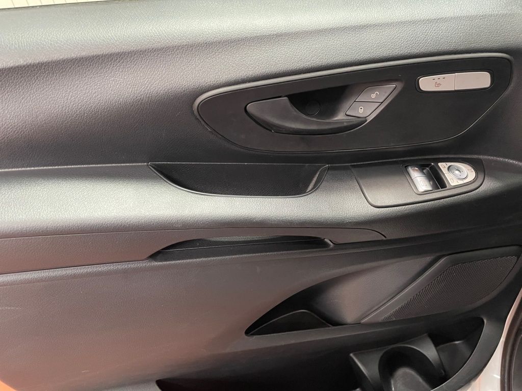 Mercedes-Benz Vito 114 Tourer 8-Sitzer Navi Cam PTS foto 17