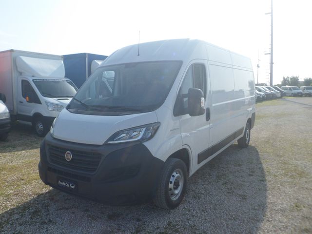 Fiat Ducato furgone lungo