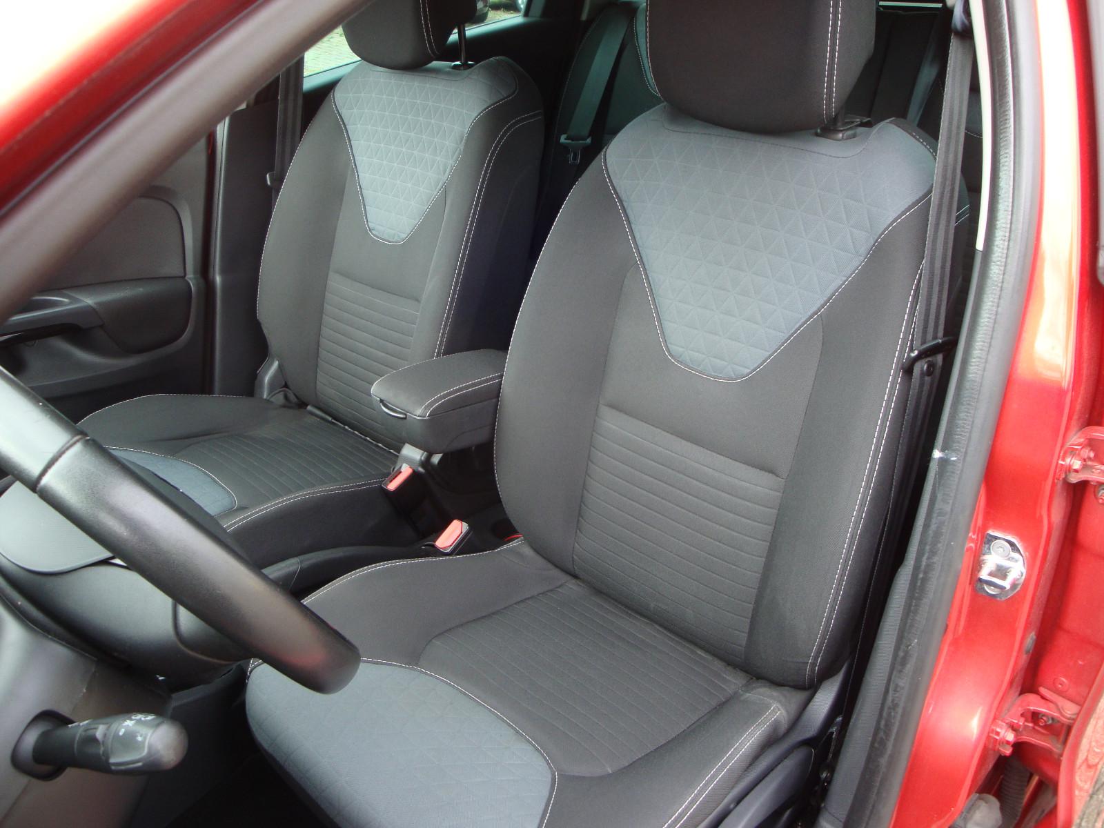 Renault Clio 2015 — photo 11
