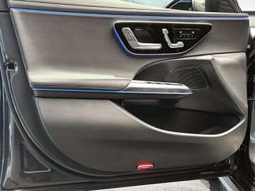 Mercedes E 200 - 11