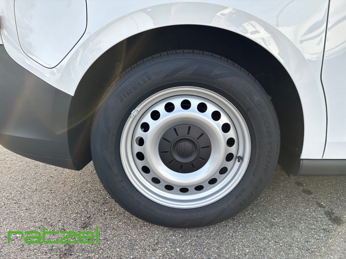 Fahrzeugabbildung Volkswagen ID. Buzz Cargo 125 kW Pure AHK+Navi+LED