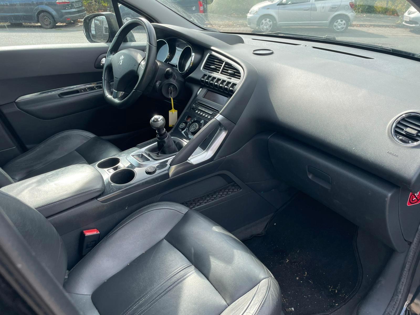Peugeot 3008 2010 — photo 9
