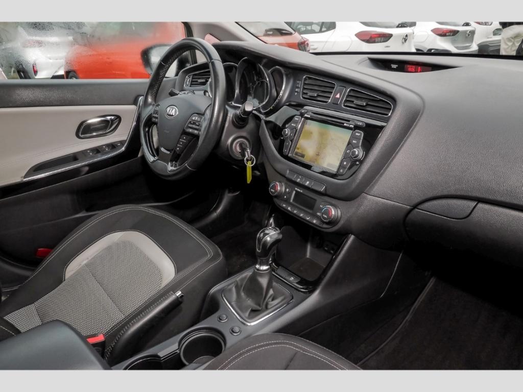 Kia Ceed_sw Vision RückKam 2-Zonen-Klima Navi SHZ
