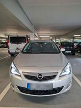 Opel Astra J 1.6l | Turbo 2. Hand | TÜV un... - Opel Astra aus 2010: Turbo