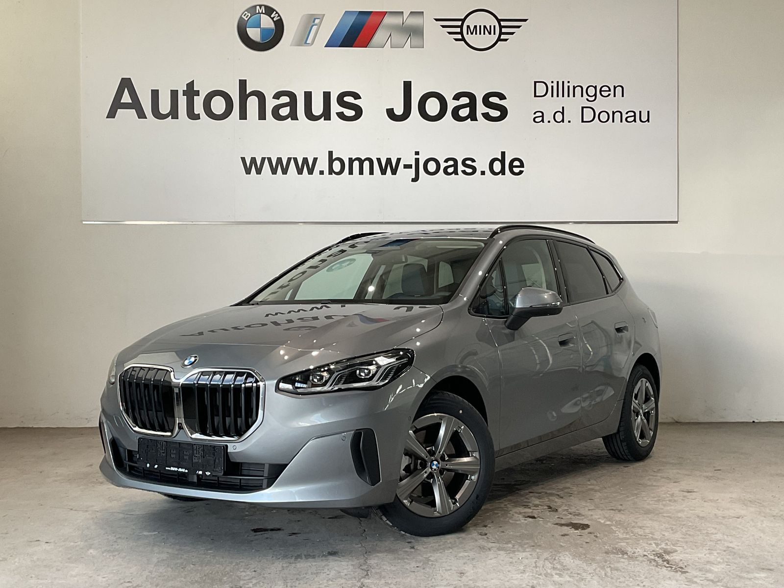 Fahrzeugeinzelansicht 4 Fahrzeugabbildung BMW 218i Anhängerkupplung, Head-Up DAB LED WLAN