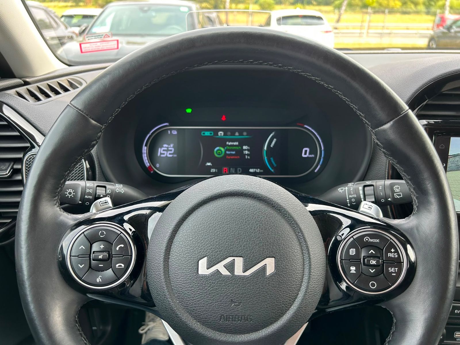 Fahrzeugabbildung Kia e-Soul Spirit°64 kWh°LED°3 Phasen°Kamera°1.Hand°