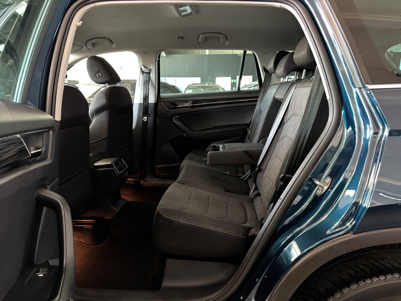 Fahrzeugabbildung SKODA Kodiaq 2.0 TDI DSG STYLE VIRTUAL ACC MEMORY AHK