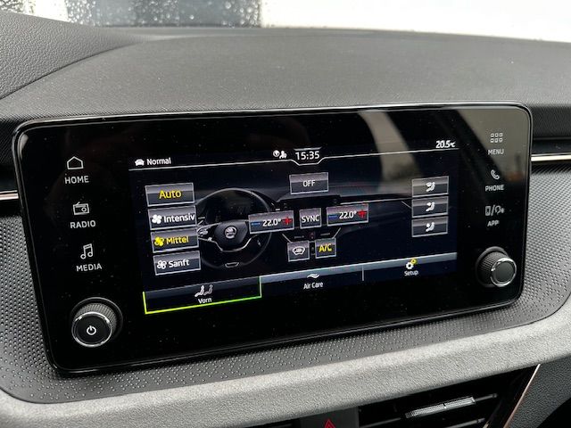 Kamiq Selection 1.0TSI 116 PS 5J GAR,CARPLAY;LED