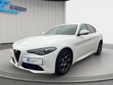 Alfa Romeo Giulia 2.2 JTDM Super - Alfa Romeo Giulia: Limousine, Super