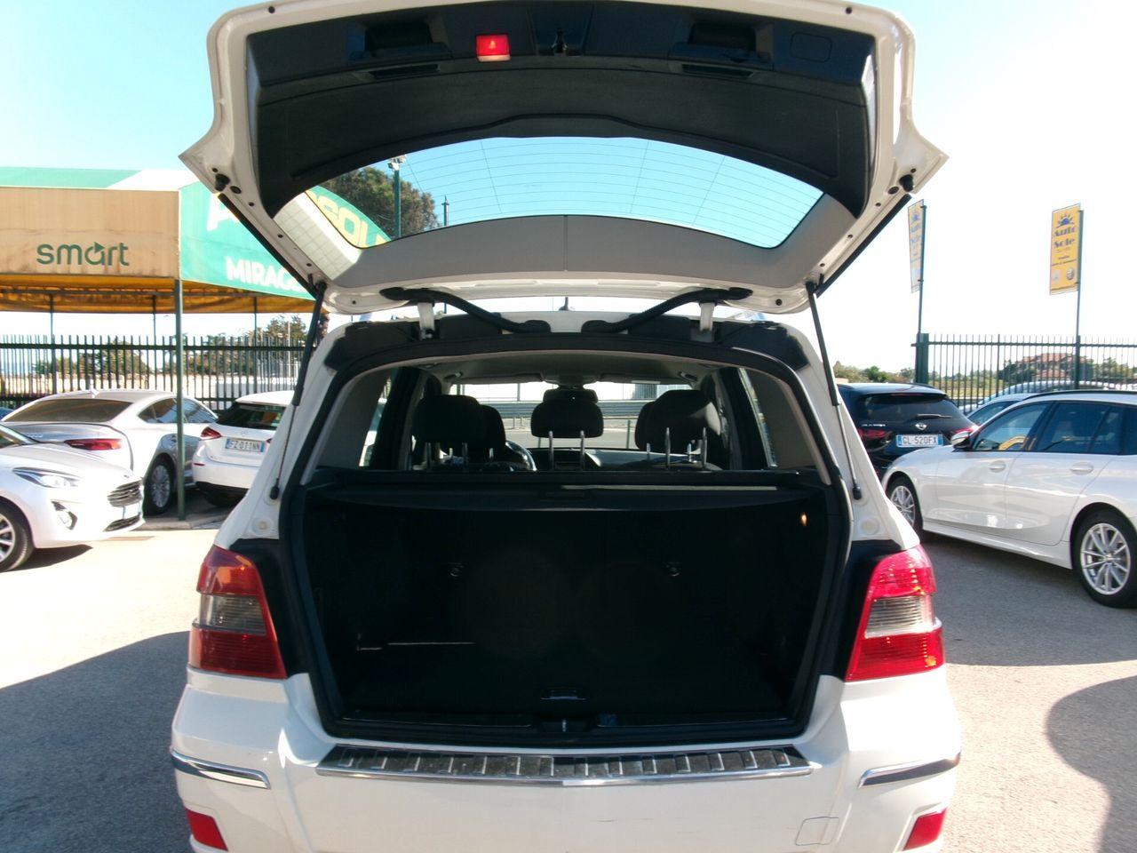 Mercedes-Benz GLK200 2011 — engine 2.143 cm³, 143 HP (105kW)