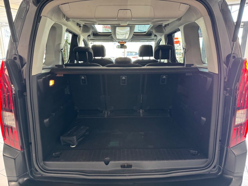 PEUGEOT Rifter 1.5 BlueHDi GT/2.HAND/PANO/CAM/NAVI/SHZ! PEUGEOT Rifter 1.5 BlueHDi GT/2.HAND/PANO/CAM/NAVI/SHZ!