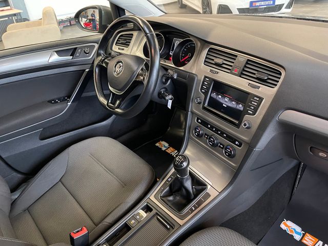 MYAUTOCENTER – Gebraucht- und Jahreswagen mit Werkstattservice in Pfaffenhofen Volkswagen Golf VII Variant Comfortline BMT *Klima*TÜV*PDC*