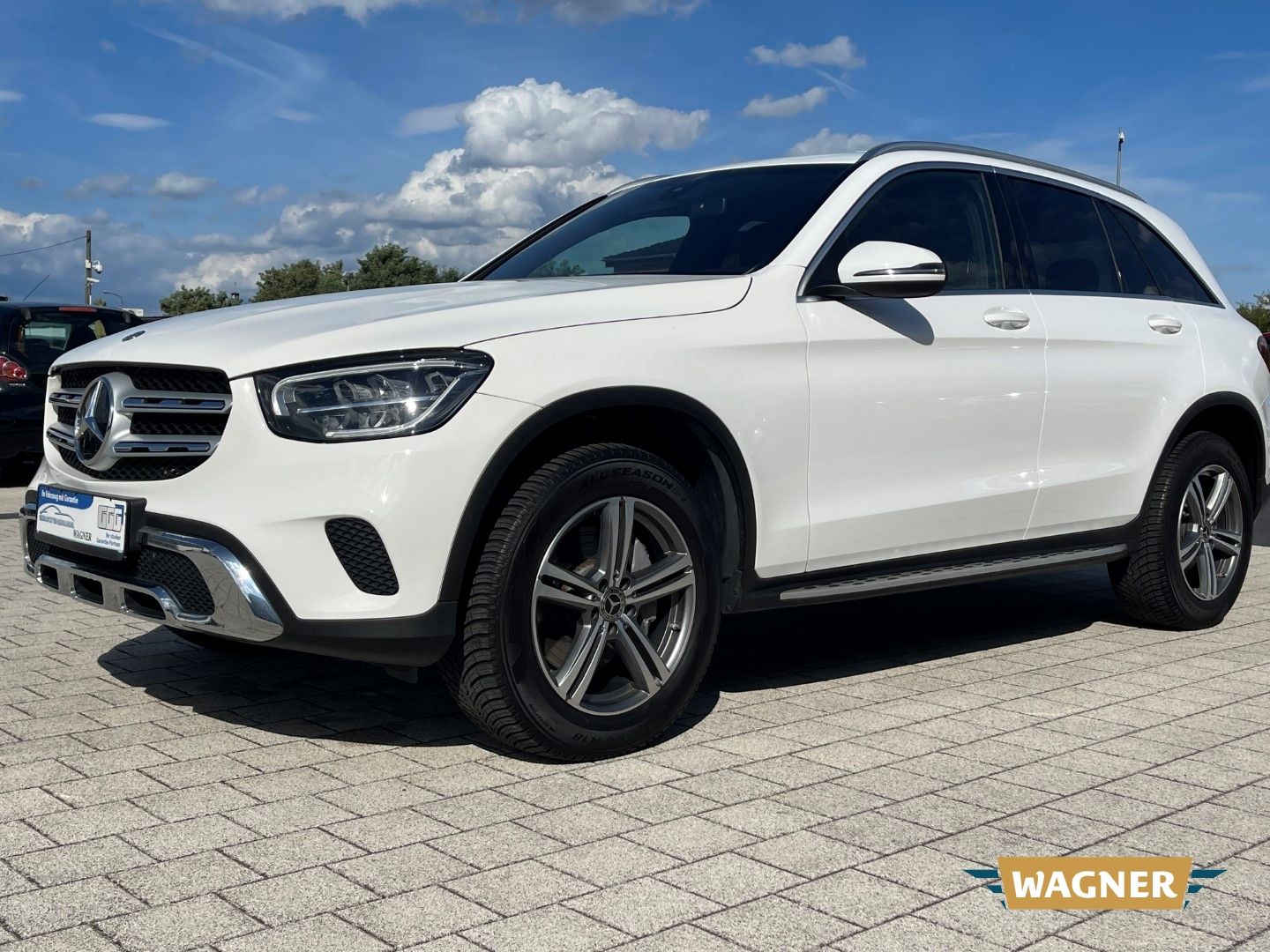 Fahrzeugabbildung Mercedes-Benz GLC 300 Sitzheizung Memory Sitze el.Heckklappe