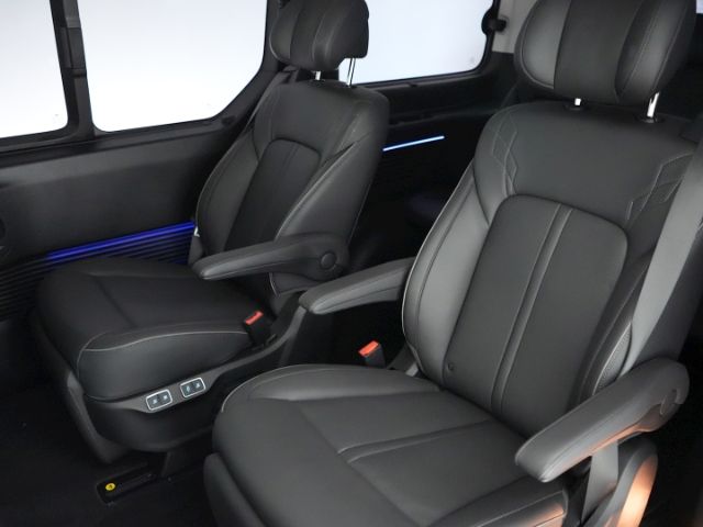 STARIA HEV SIGNATURE AT 7-SITZER+VOLL LED+NAVI+3